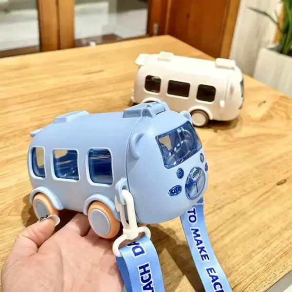 500ml Cartoon Bus Straw Mug Cute Large Capacity Outdoor Car Mug Children Drinking Stretch Straw Water Bottle - Image 4