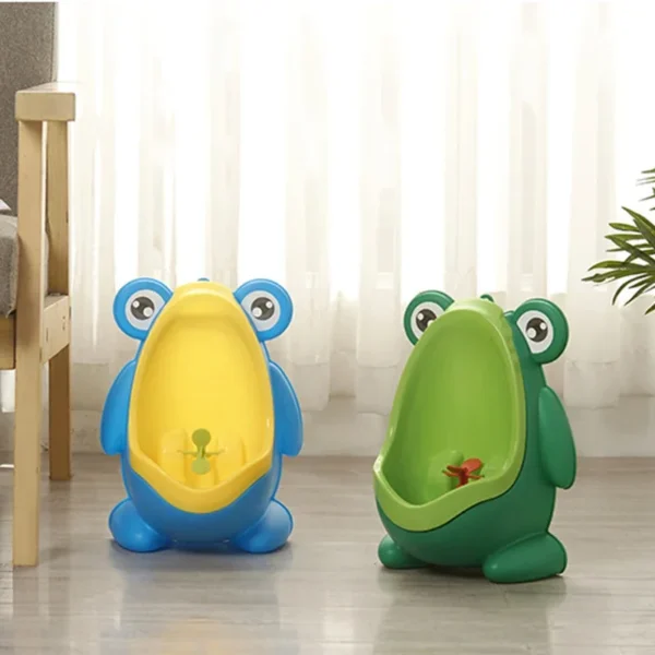 Cute Frog Potty Training Urinal Boy with Fun Aiming Target Children Stand Vertical Pee Infant Toddler Toilet Urinal Trainer